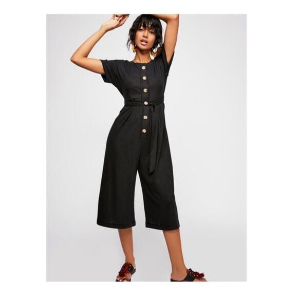 Free People Beach Black Wide Leg Belted Button Lighthouse Crop Jumpsuit Small - Picture 1 of 6